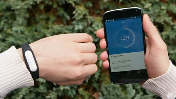 фитнес-браслет Bluetooth