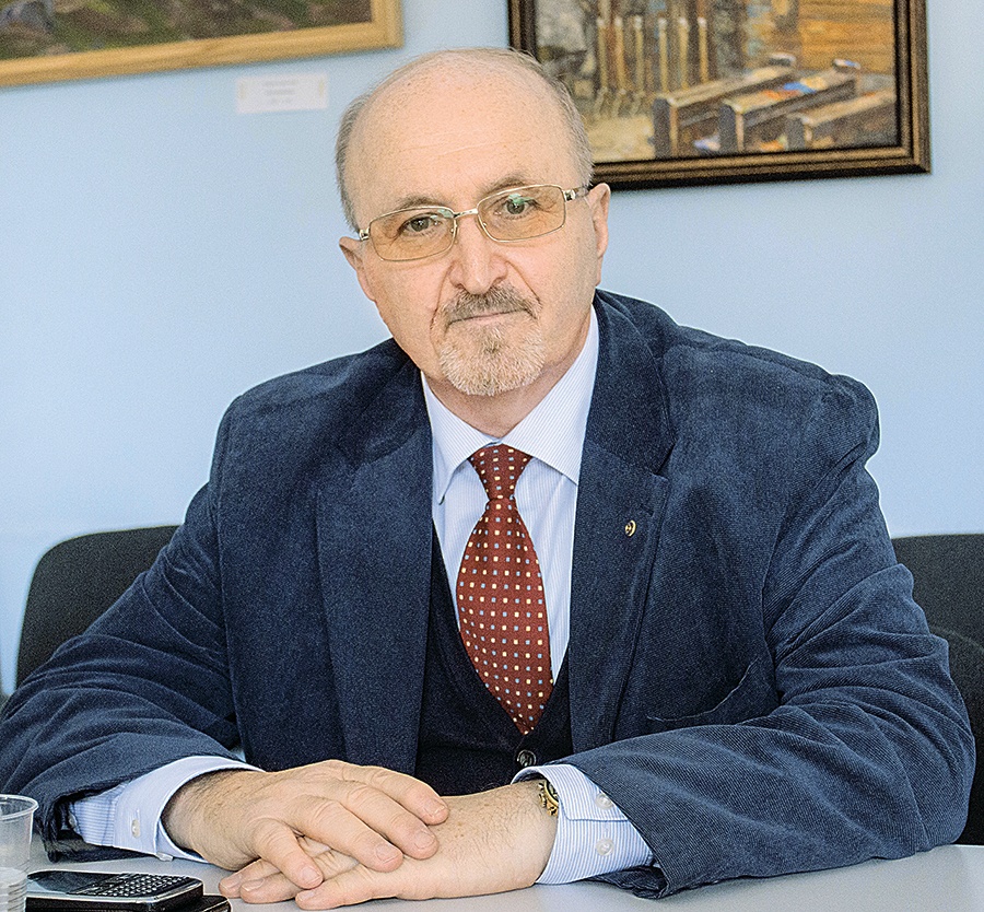 Олег Токун