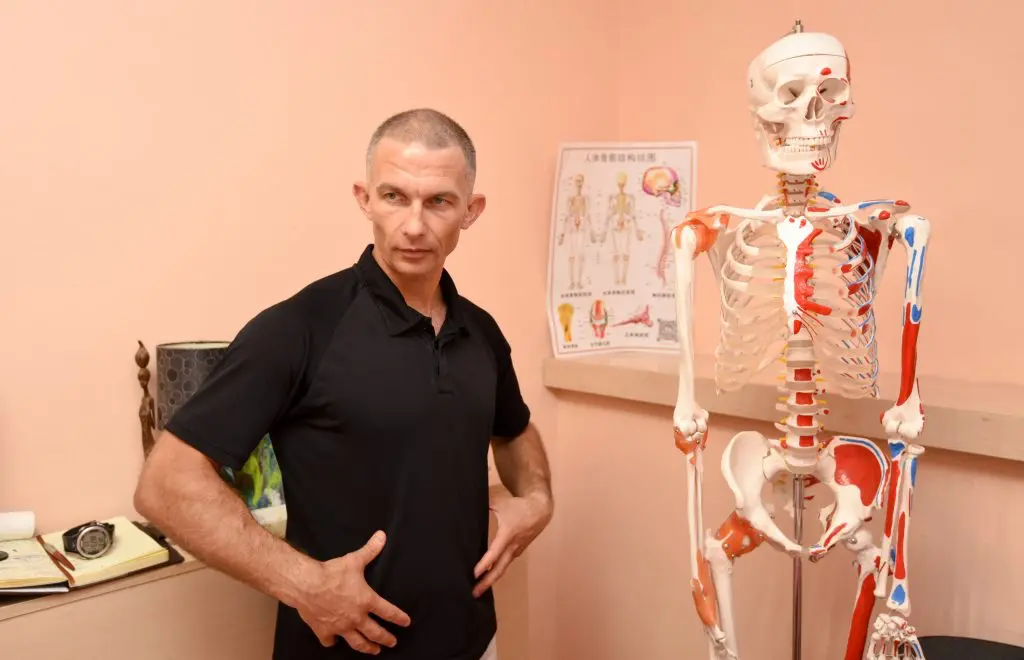 Травматолог-ортопед: Лучшее упражнение от гиперлордоза  планка
