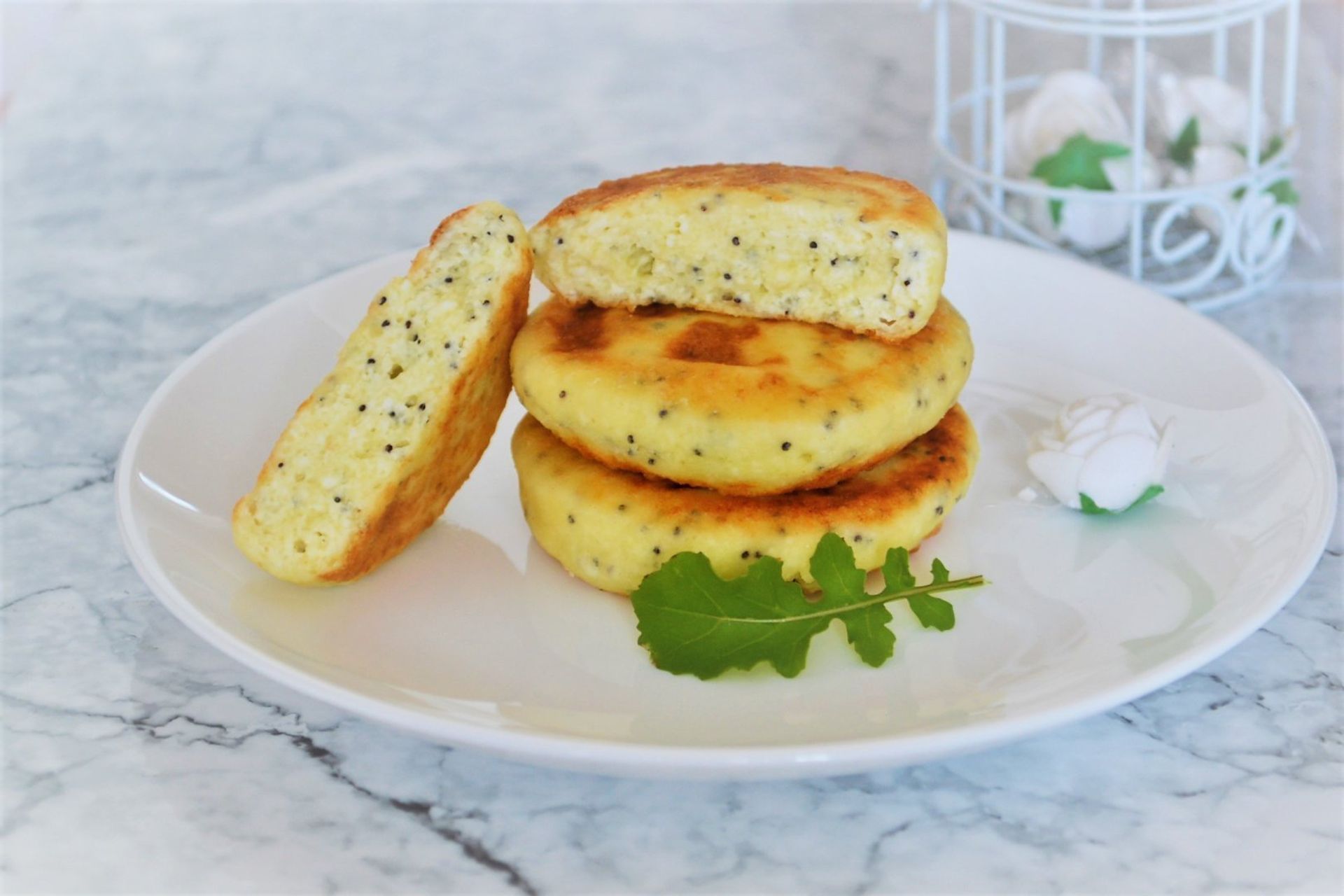 Ванильные сырники с маком