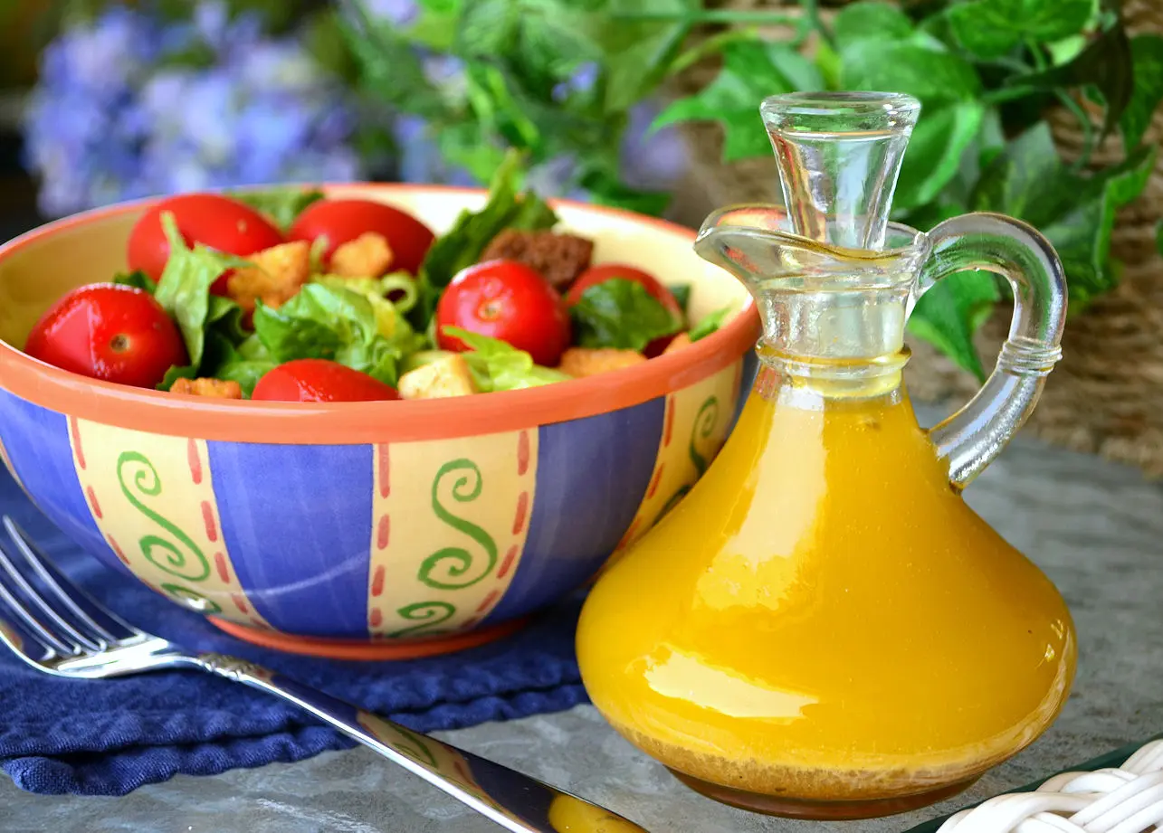 Как сделать салат вкусным. Рецепты легких соусов на лимоне
